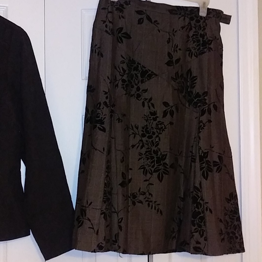 Dress set - Picture 2 of 5